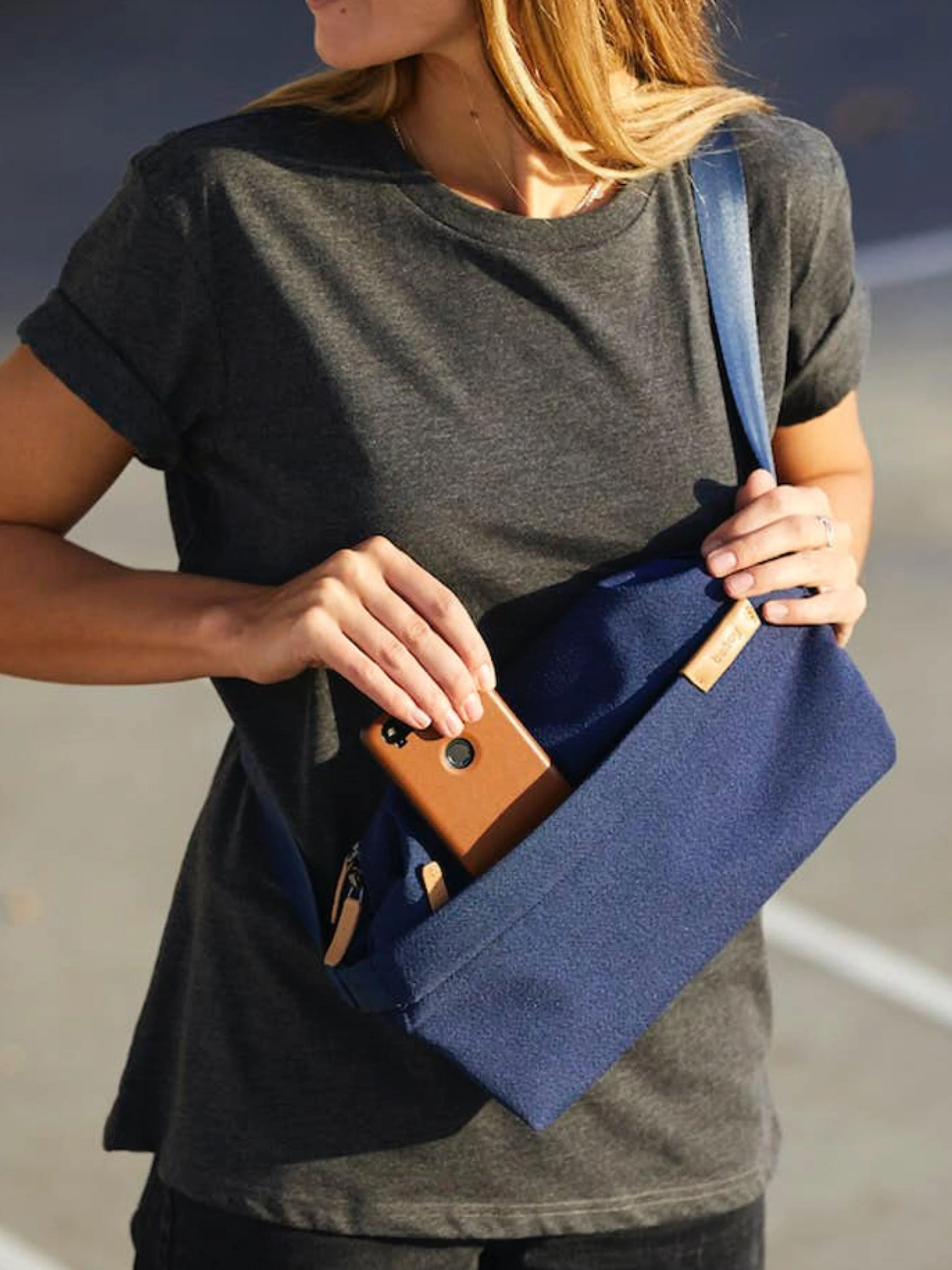 Bellroy Sling Bag Limestone (Leather-Free)