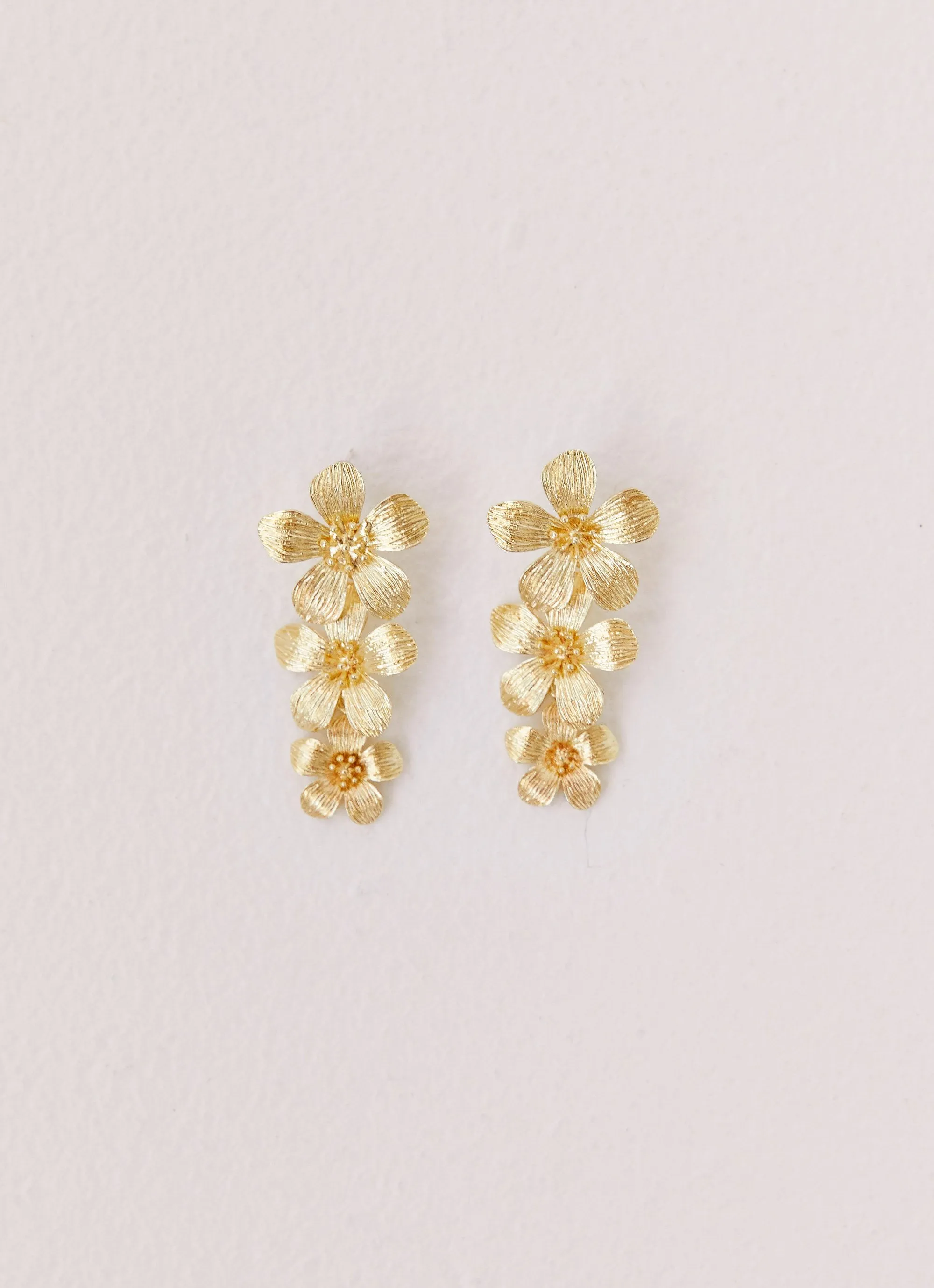 Cadie Flower Earrings - Gold