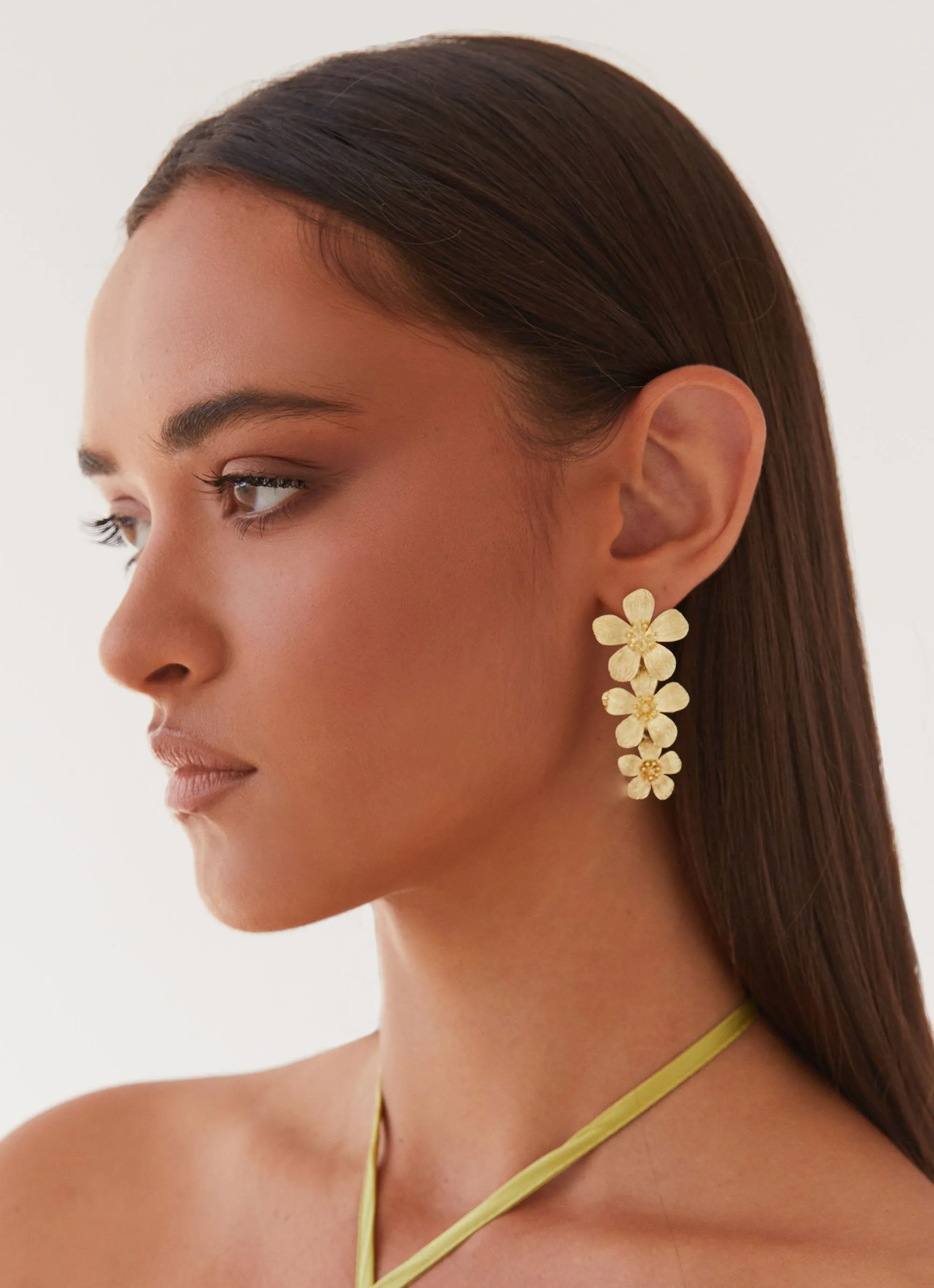 Cadie Flower Earrings - Gold