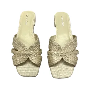 Cream Sandals Flats By Calvin Klein, Size: 9.5