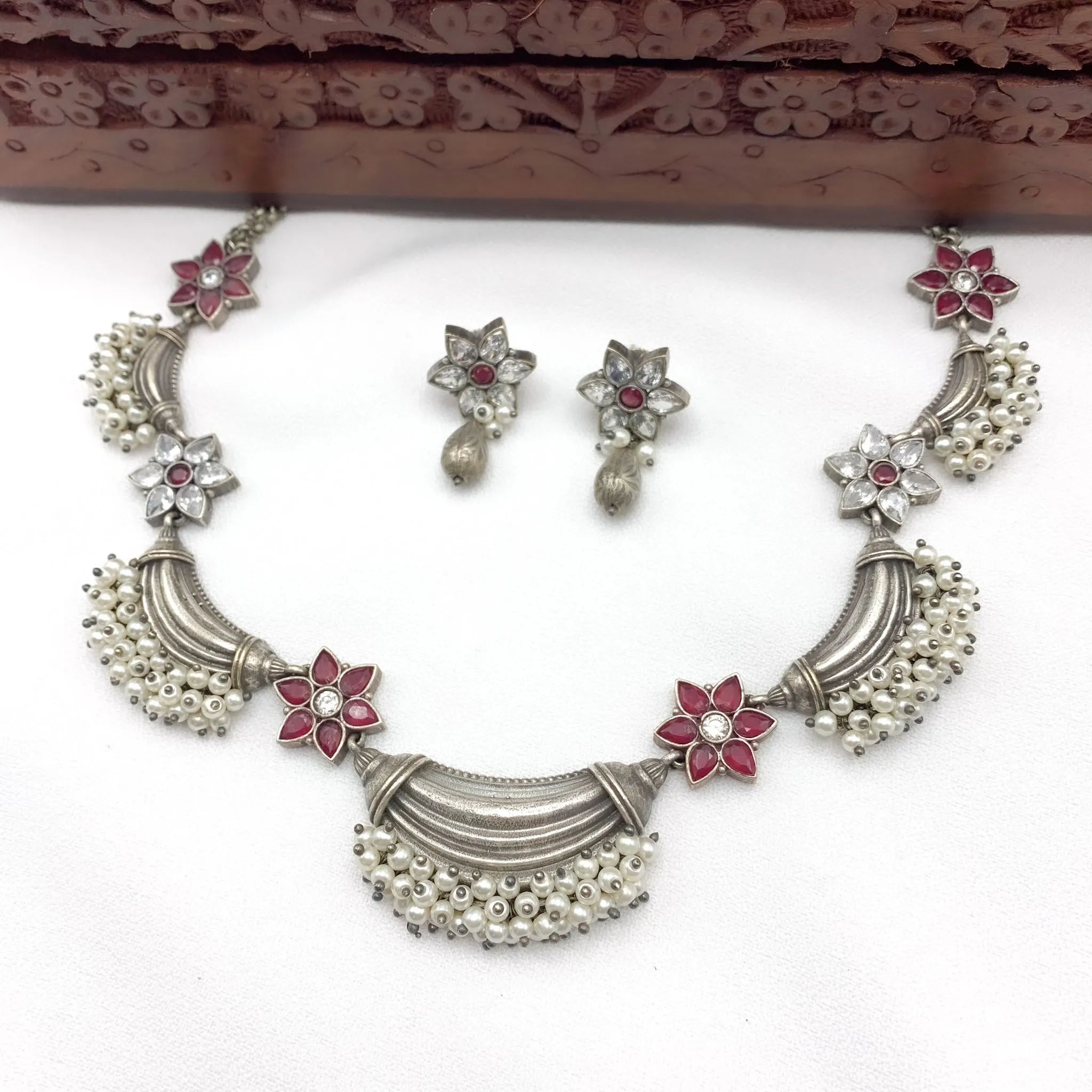 Exquisite Oxidized Silver Necklace with White and Red stones and Pearl Clusters