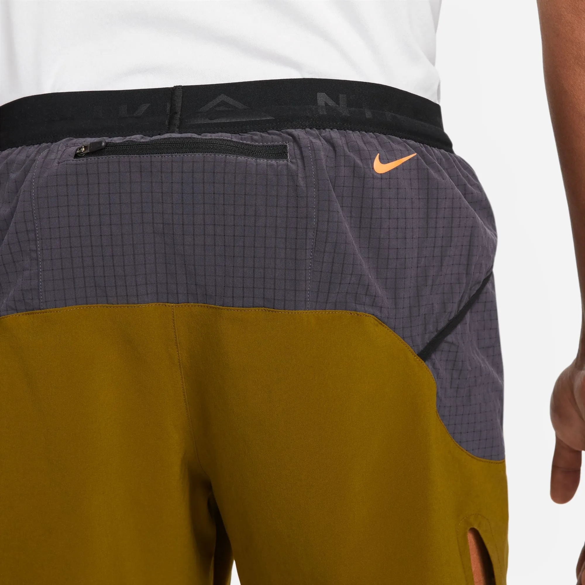 Nike Trail Second Sunrise Short Mens