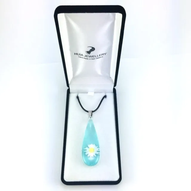 Turquoise Opaque Daisy Pendant